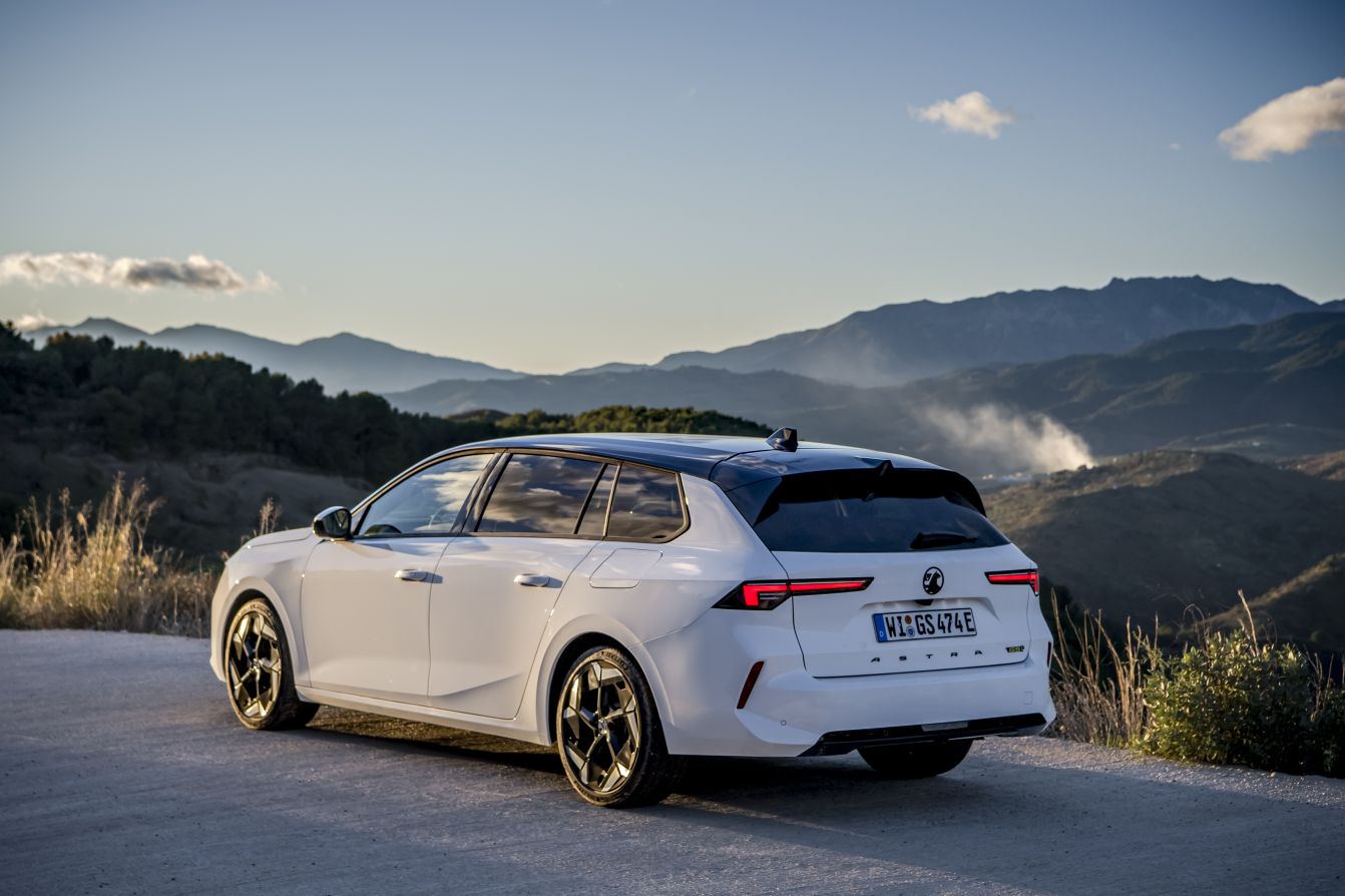 Vauxhall Astra Estate photo 30