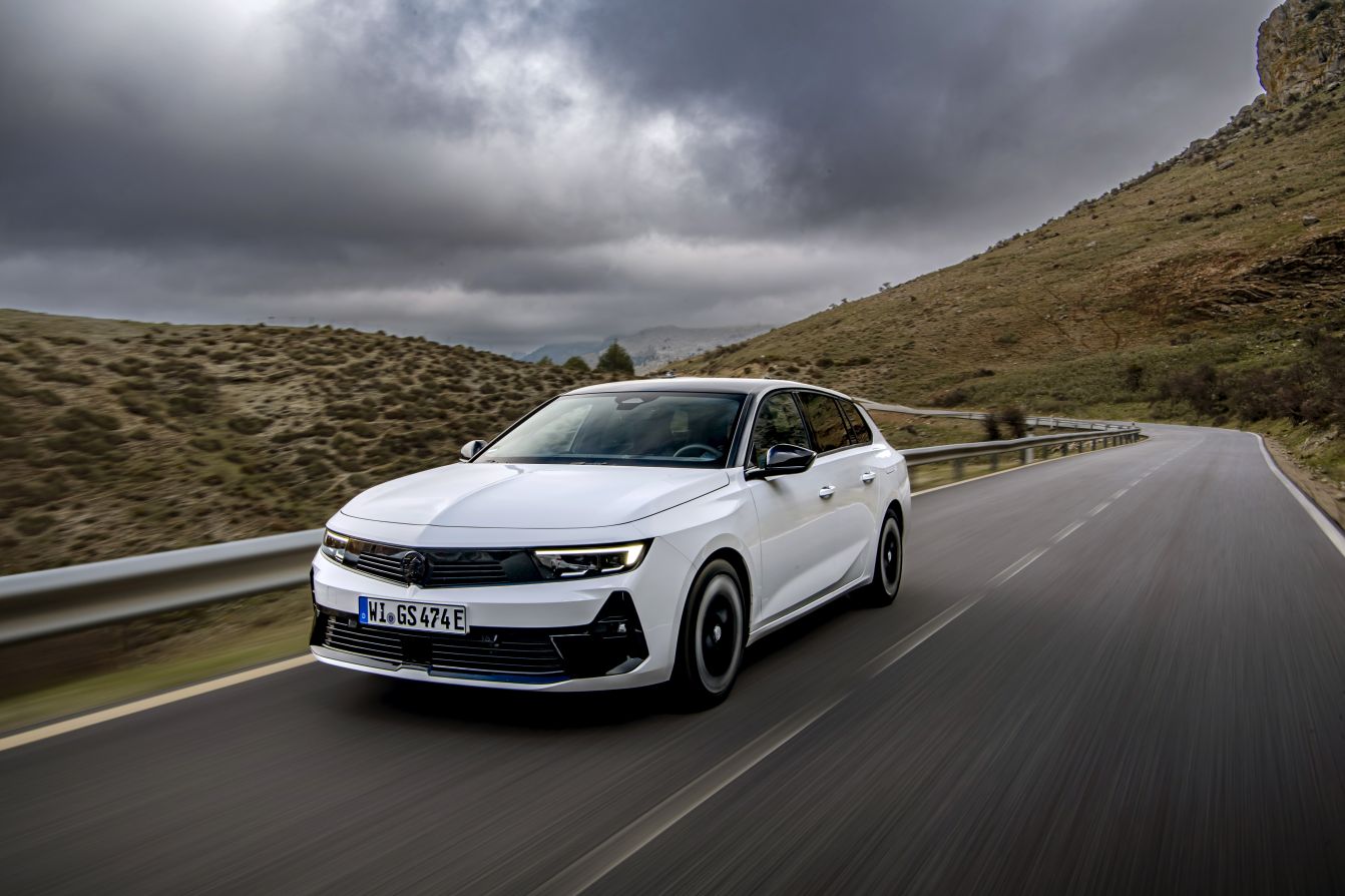 Vauxhall Astra Estate photo 6