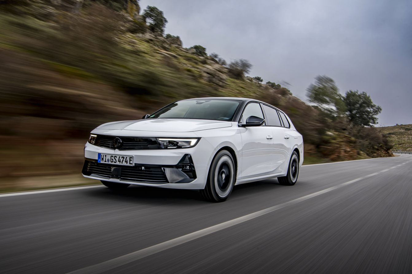 Vauxhall Astra Estate photo 7