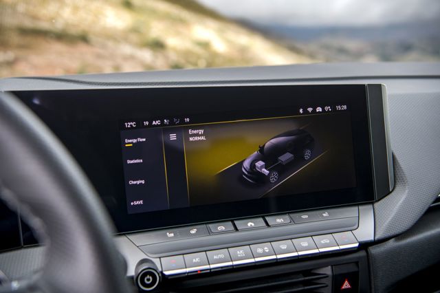 Vauxhall Astra Hatchback photo 52