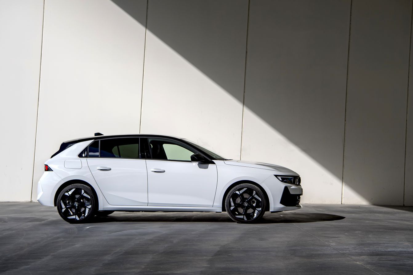 Vauxhall Astra Hatchback photo 10