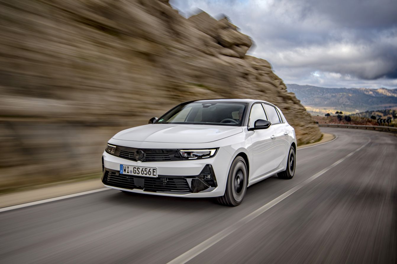 Vauxhall Astra Hatchback photo 20