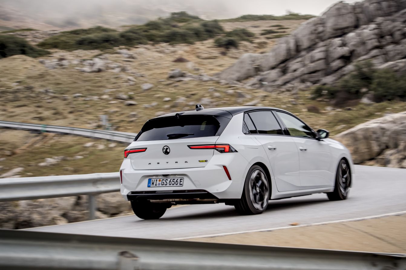 Vauxhall Astra Hatchback photo 39