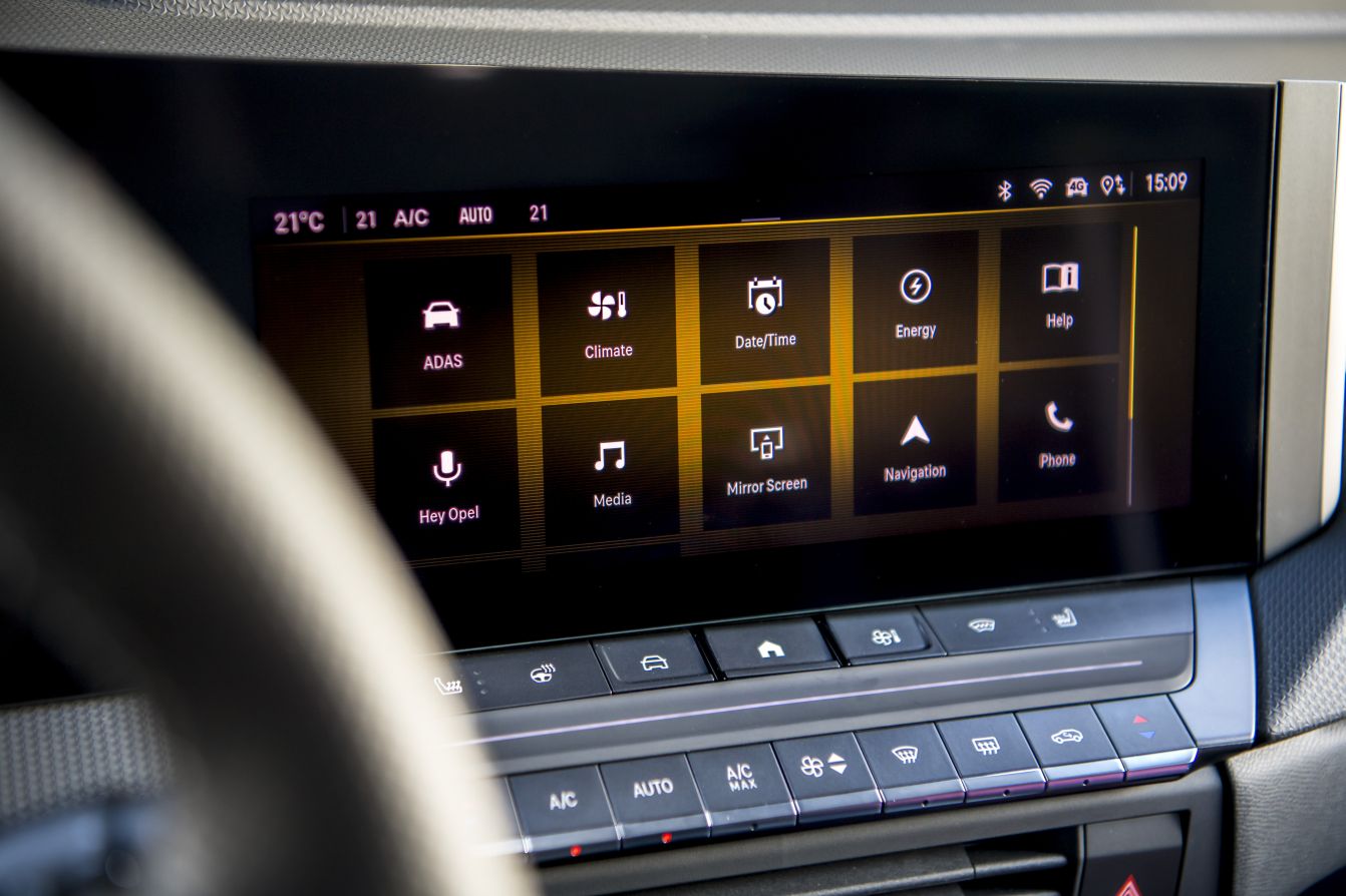 Vauxhall Astra Hatchback photo 50