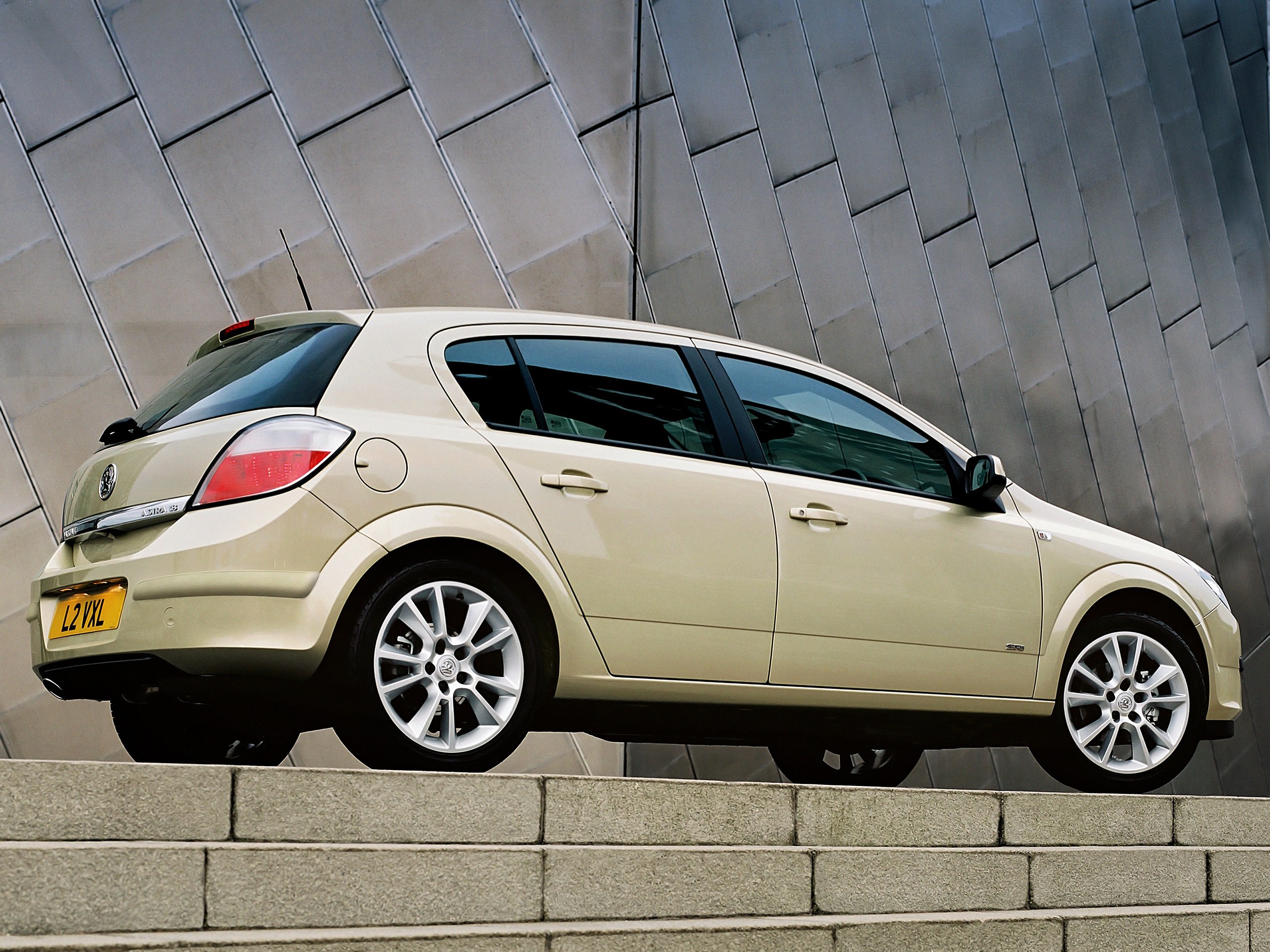 Vauxhall Astra Hatchback photo 25