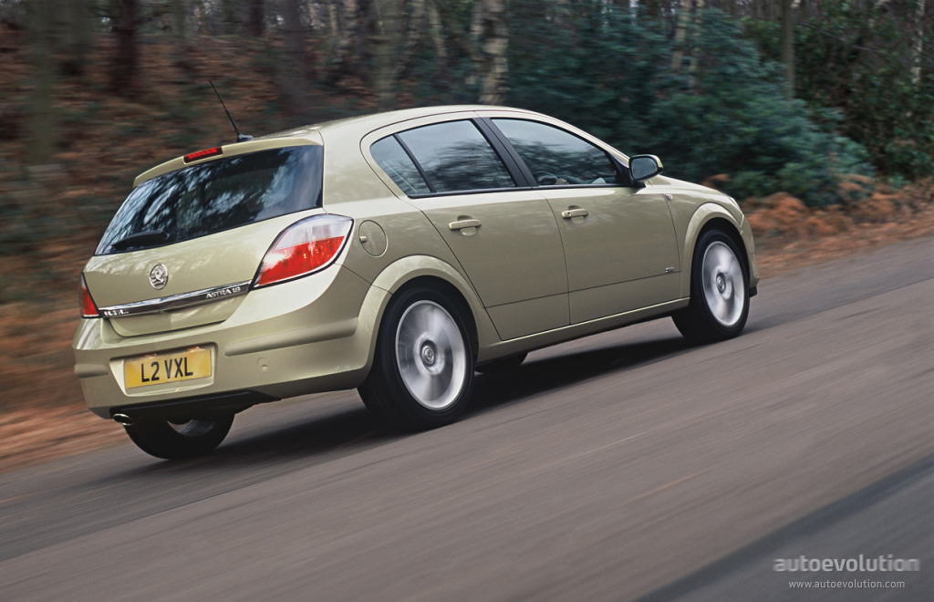 Vauxhall Astra Hatchback photo 4
