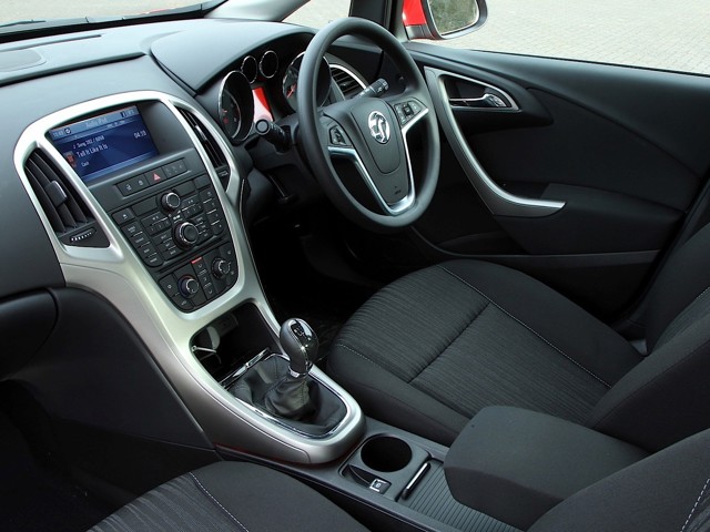 Vauxhall Astra Hatchback photo 75