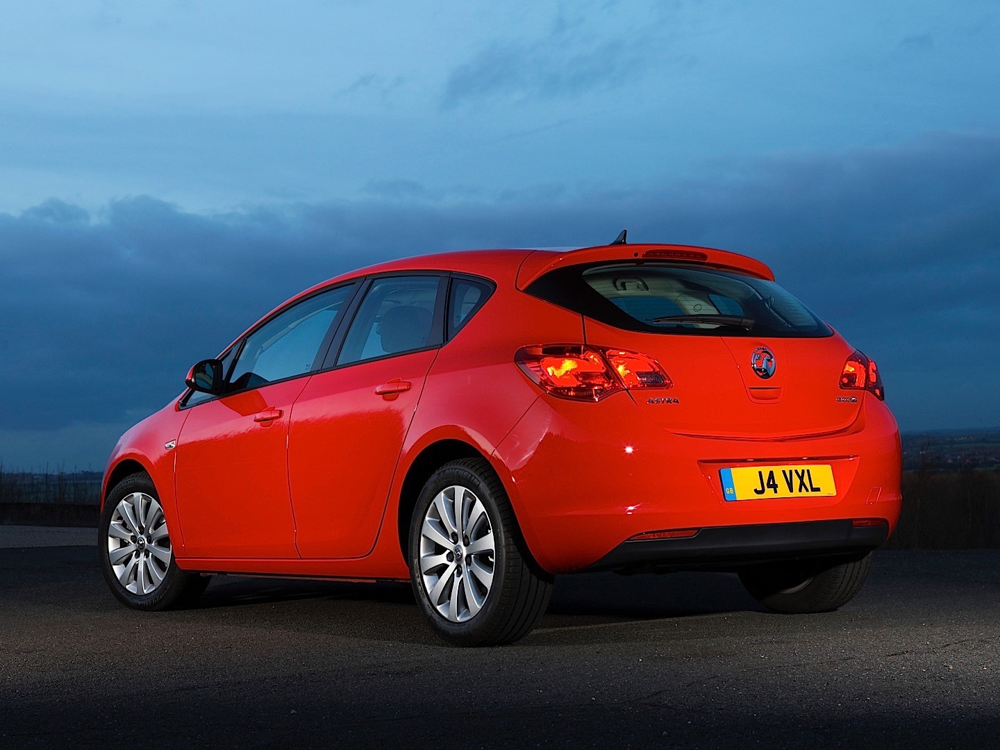 Vauxhall Astra Hatchback photo 21