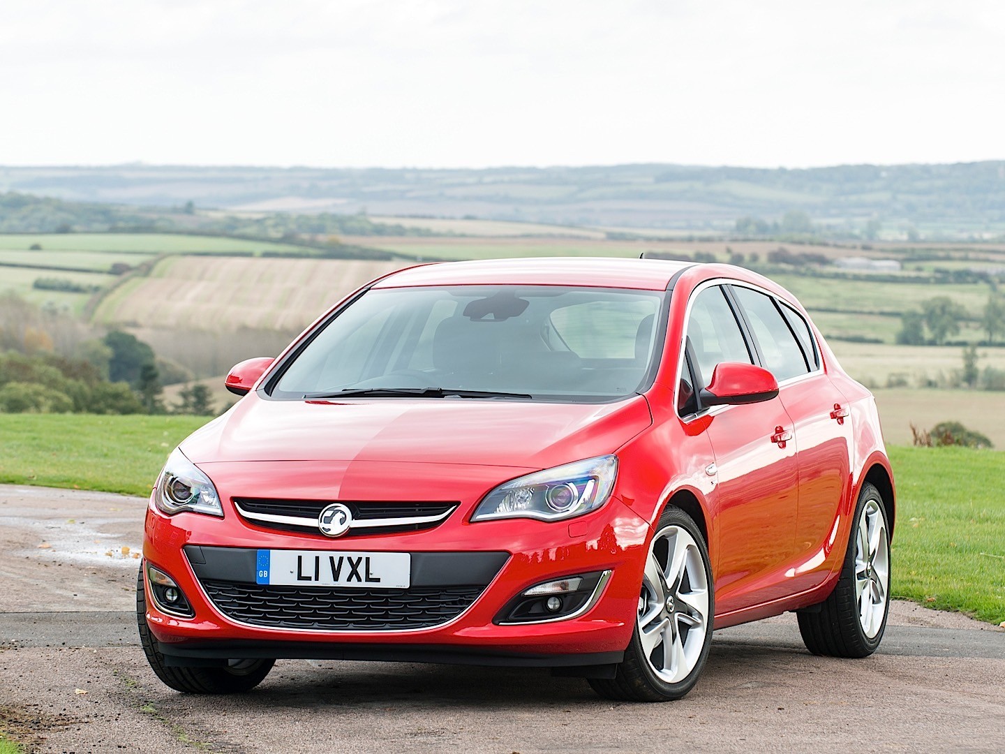 Vauxhall Astra Hatchback photo 37