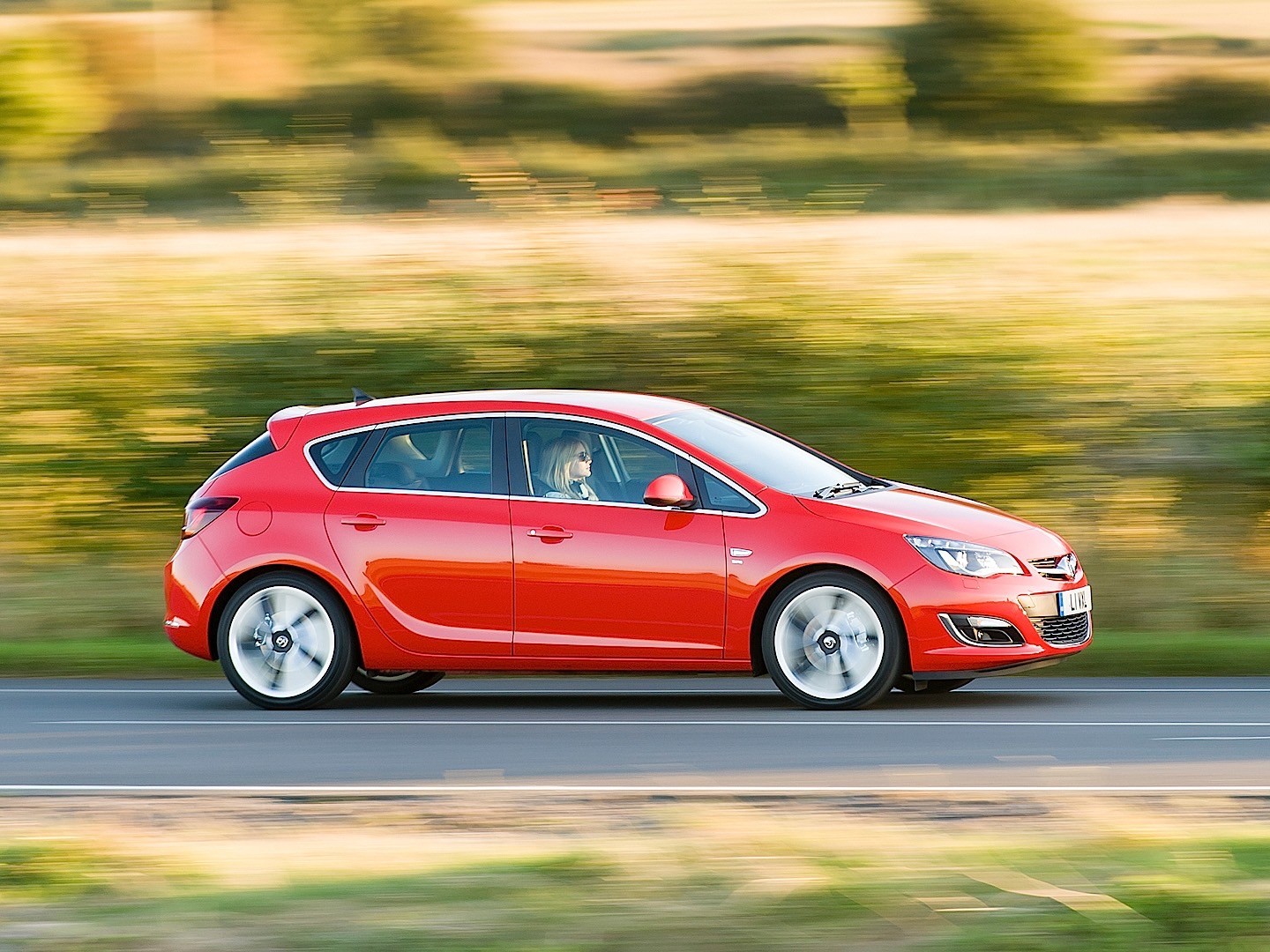 Vauxhall Astra Hatchback photo 42