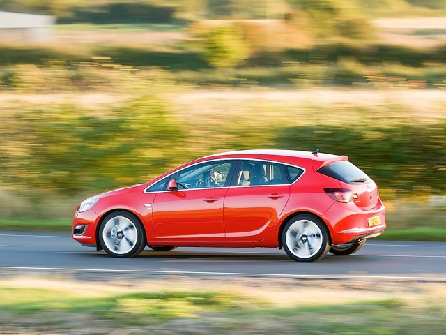 Vauxhall Astra Hatchback photo 46