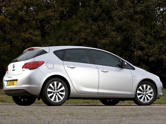 Vauxhall Astra Hatchback photo 48