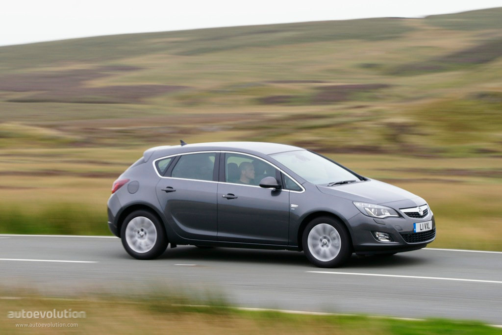 Vauxhall Astra Hatchback photo 14