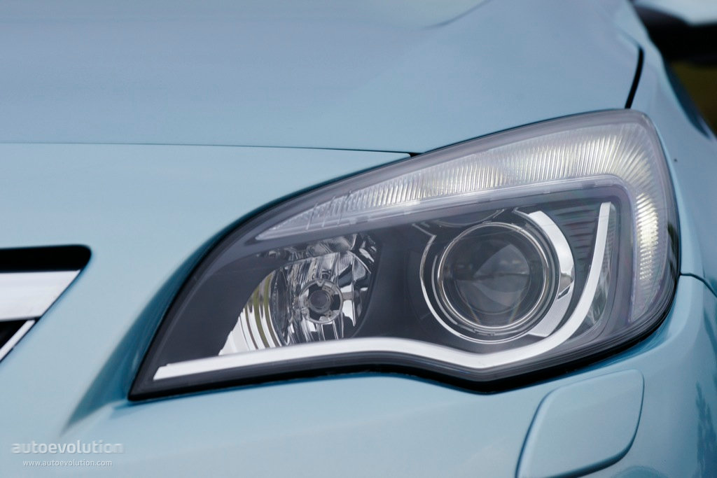 Vauxhall Astra Hatchback photo 18