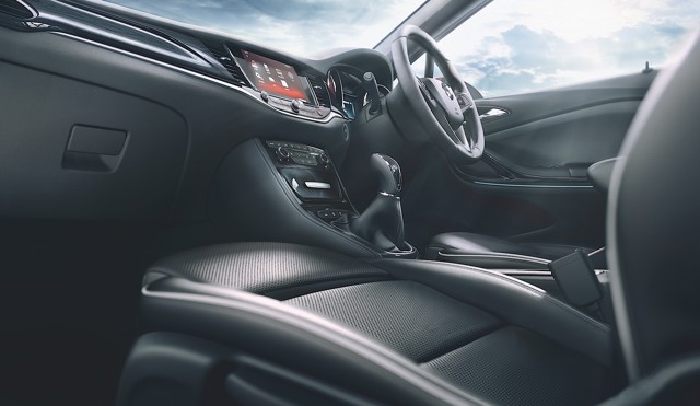 Vauxhall Astra Hatchback photo 15