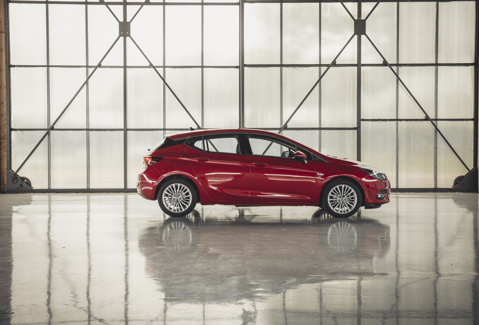 Vauxhall Astra Hatchback photo 31