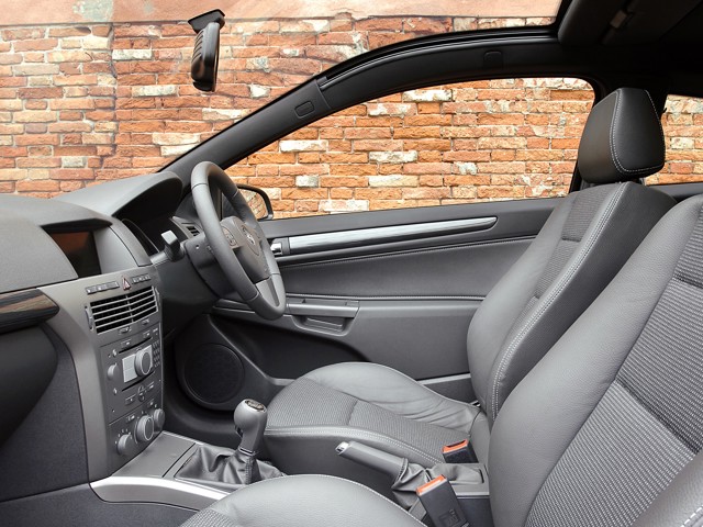 Vauxhall Astra Sport Hatch photo 21