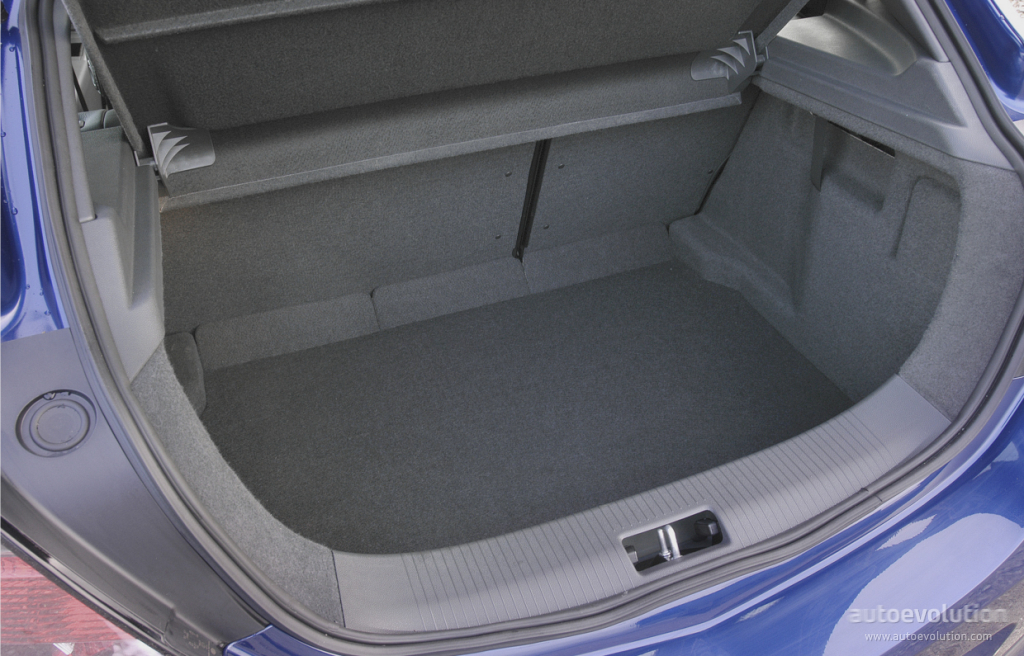 Vauxhall Astra Sport Hatch photo 20