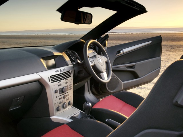 Vauxhall Astra Twin Top Foto 42