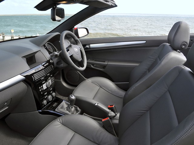 Vauxhall Astra Twin Top Foto 43