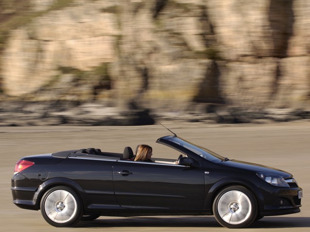 Vauxhall Astra Twin Top Foto 12