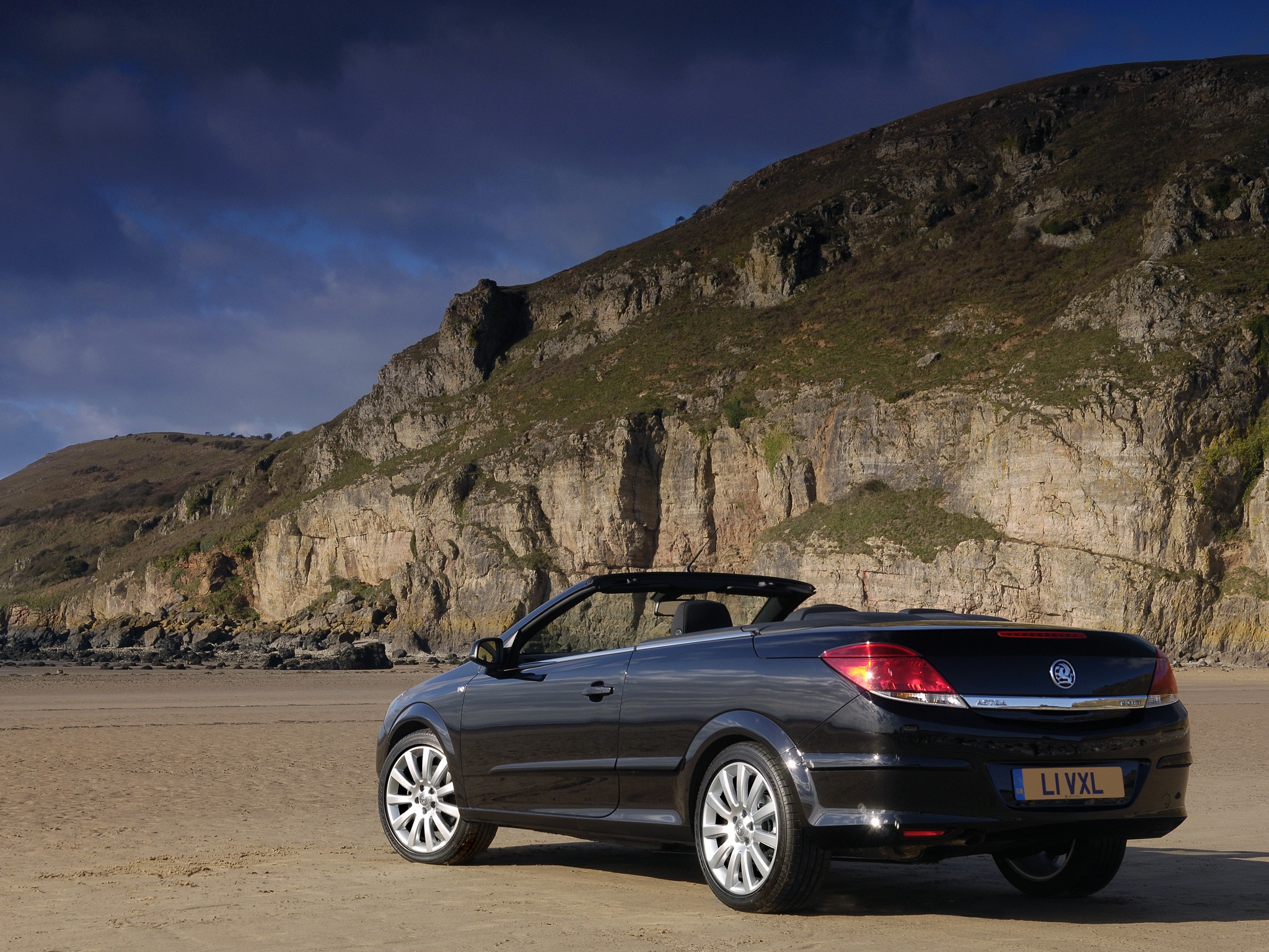 Vauxhall Astra Twin Top photo 14