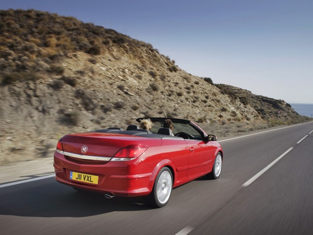 Vauxhall Astra Twin Top Foto 15