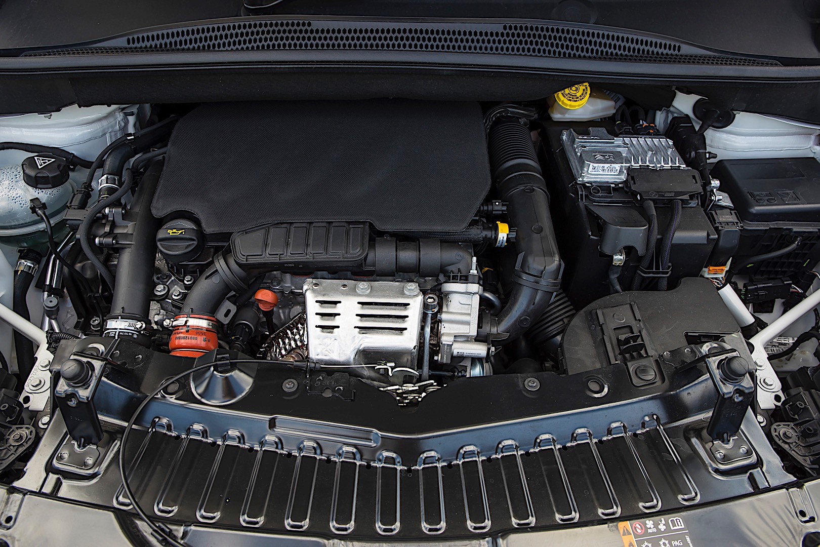 Vauxhall Crossland X photo 22