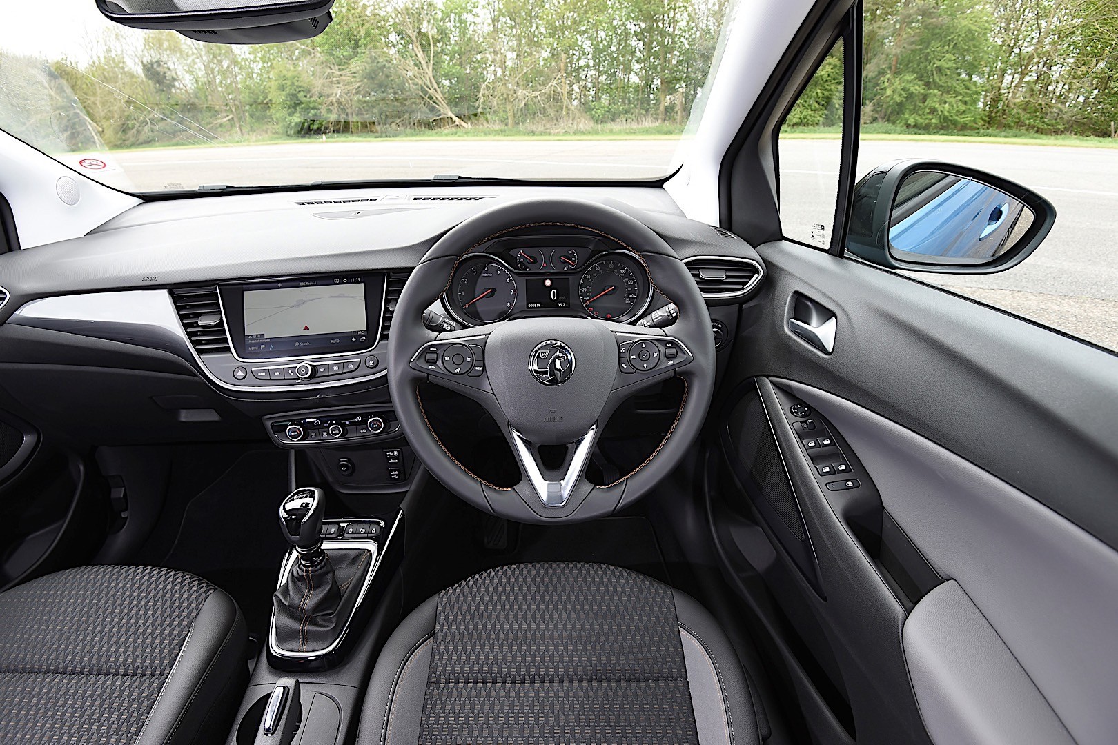 Vauxhall Crossland X photo 24