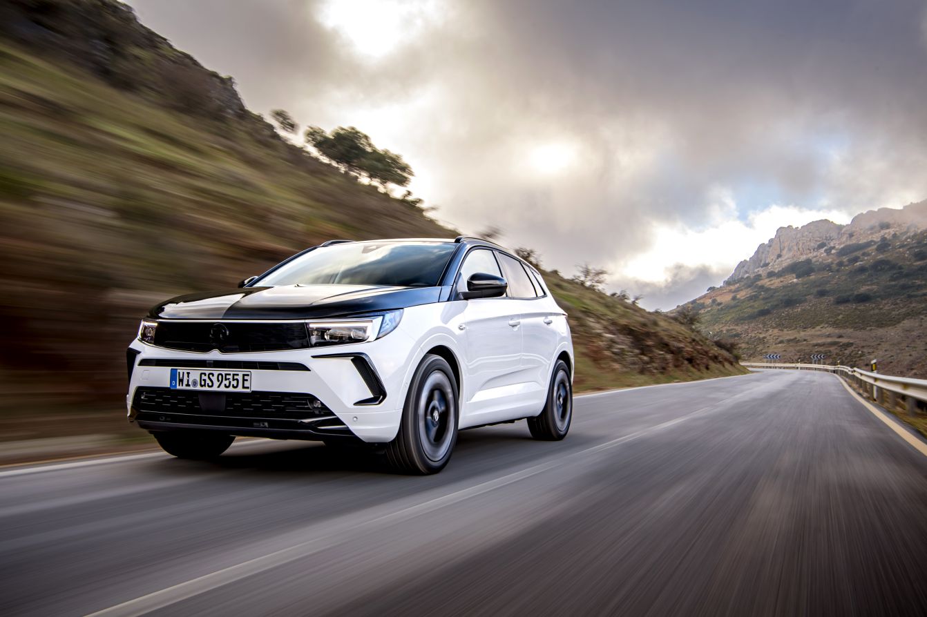 Vauxhall Grandland photo 7