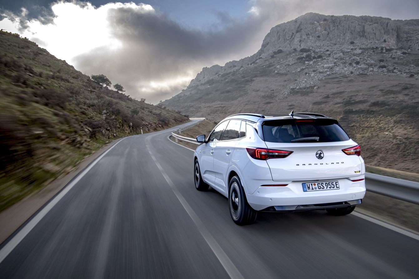 Vauxhall Grandland photo 12