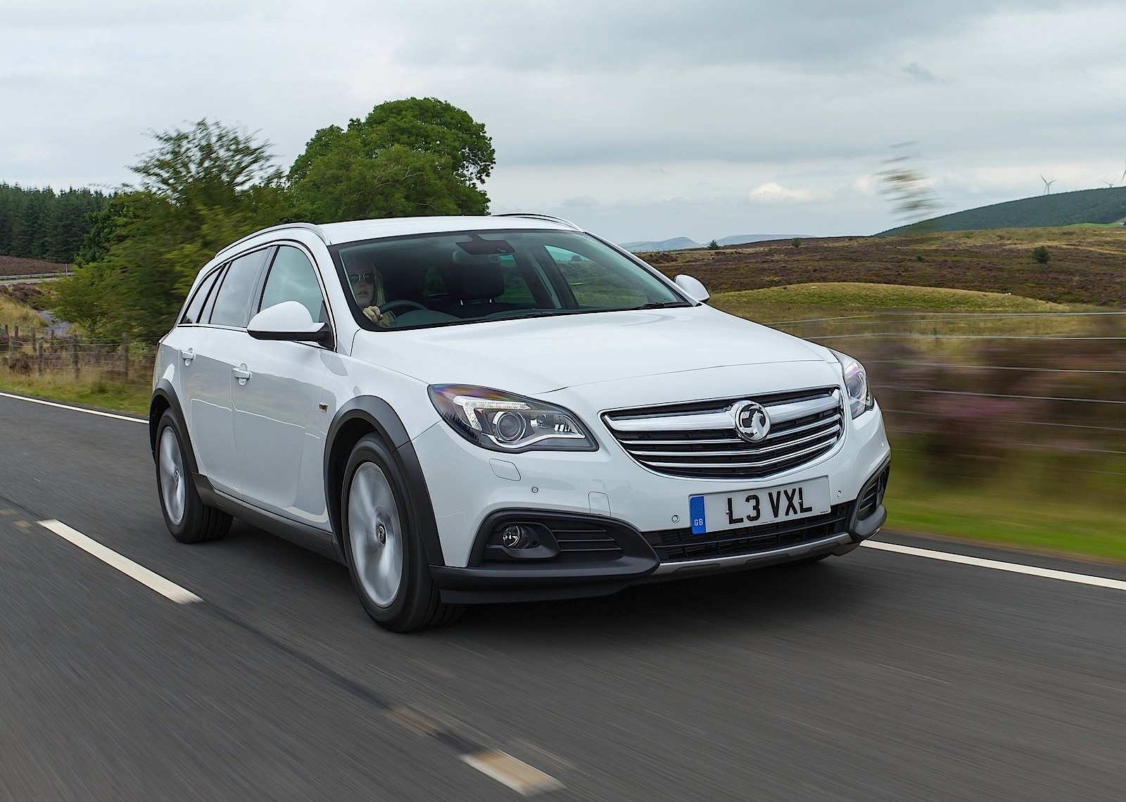 Vauxhall Insignia Country Tourer photo 6