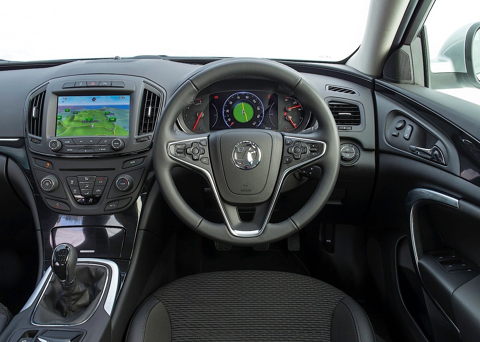 Vauxhall Insignia Country Tourer photo 15