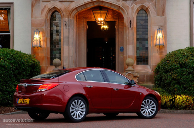 Vauxhall Insignia Sedan photo 12