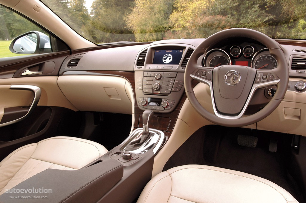 Vauxhall Insignia Sedan photo 27