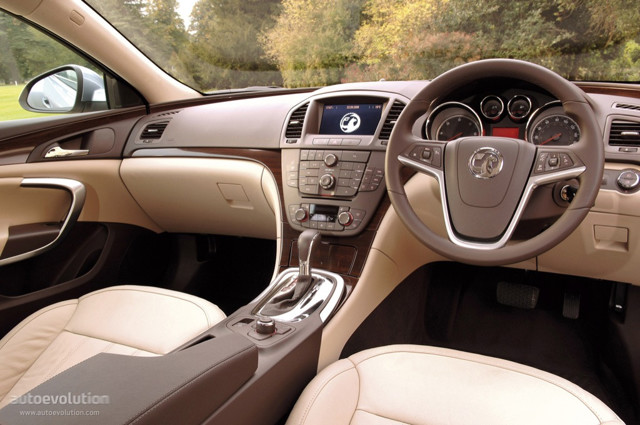 Vauxhall Insignia Sedan photo 27