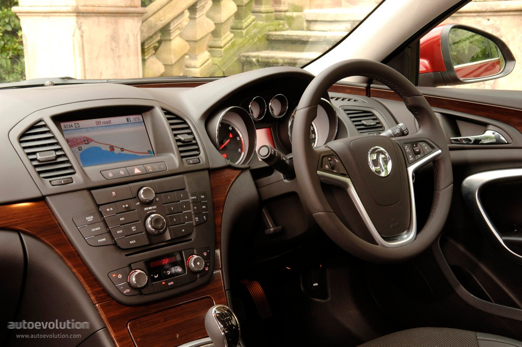 Vauxhall Insignia Sedan photo 28