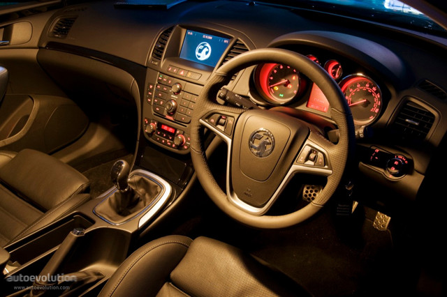 Vauxhall Insignia Sedan photo 35