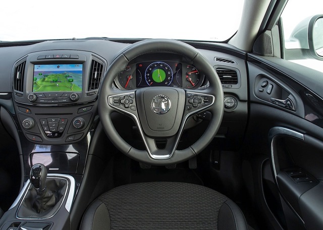 Vauxhall Insignia Sedan photo 5