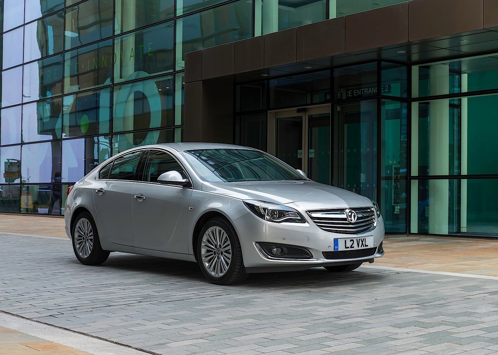 Vauxhall Insignia Sedan photo 6