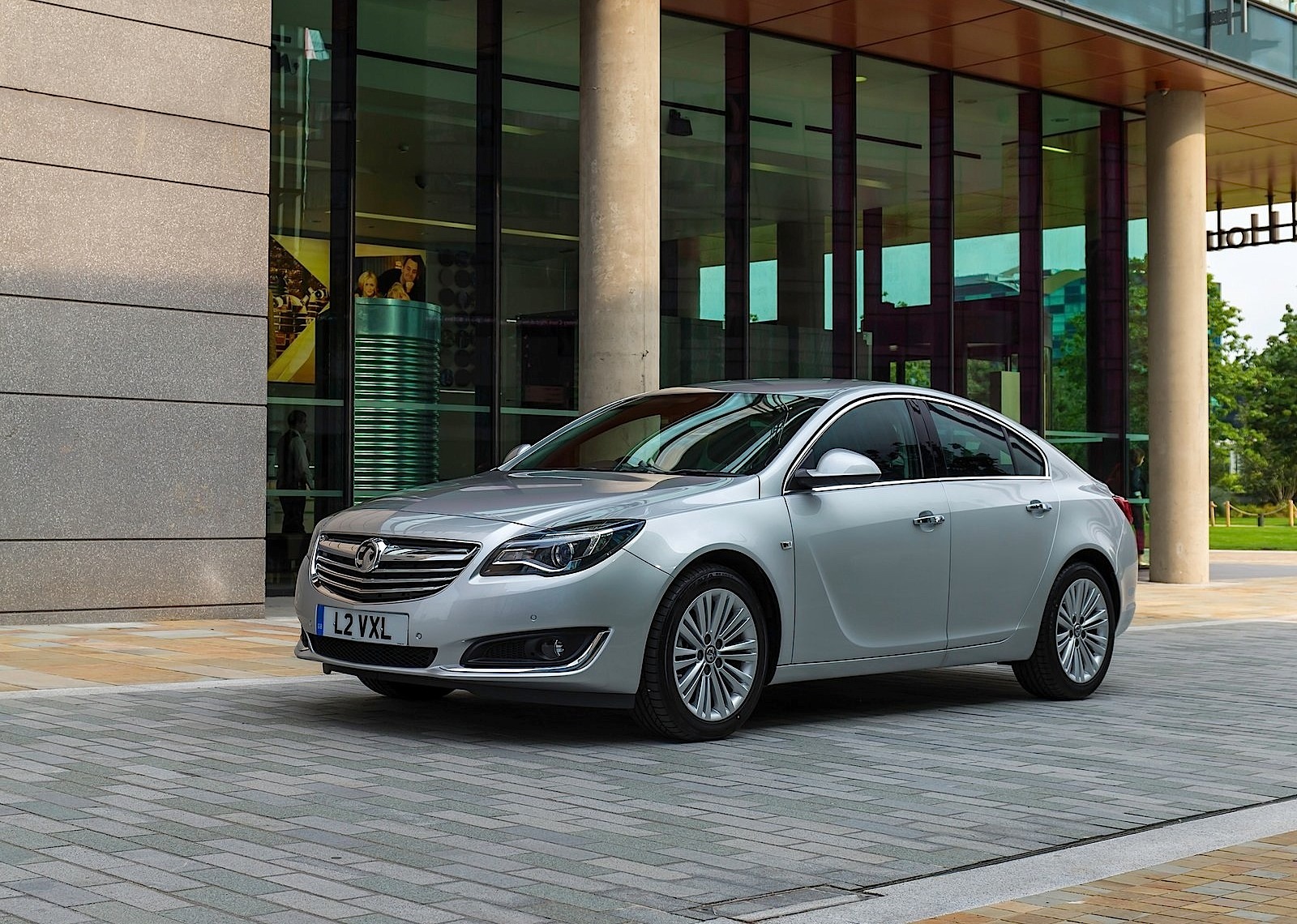 Vauxhall Insignia Sedan photo 9