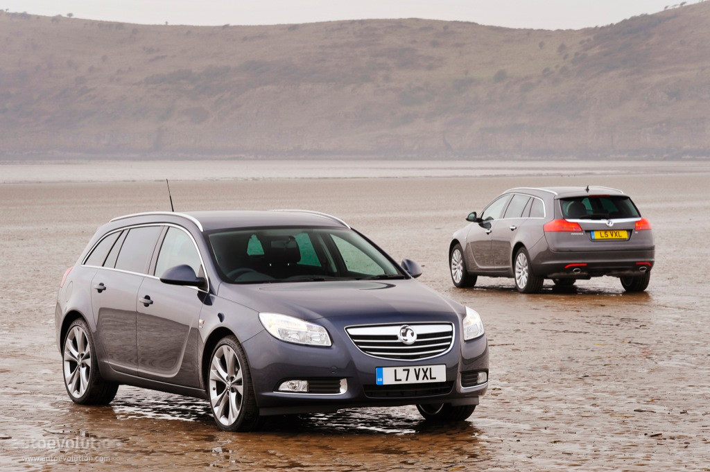 Vauxhall Insignia Sports Tourer photo 11