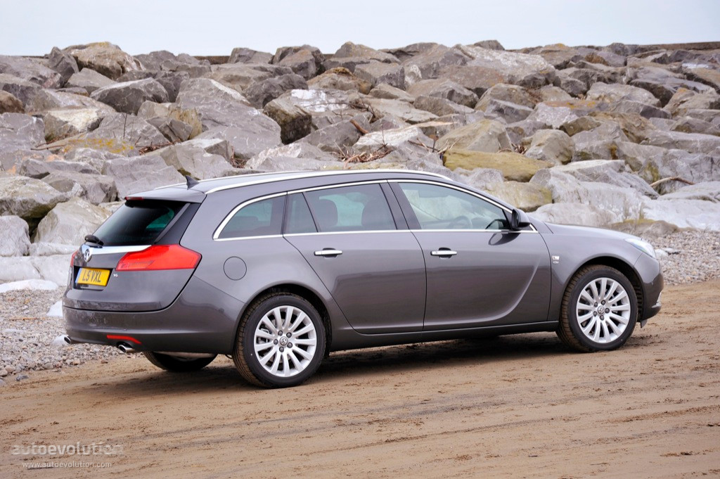 Vauxhall Insignia Sports Tourer photo 15