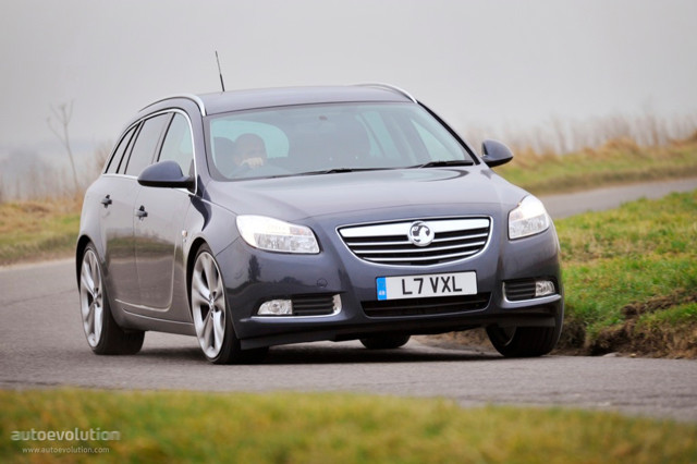 Vauxhall Insignia Sports Tourer photo 17