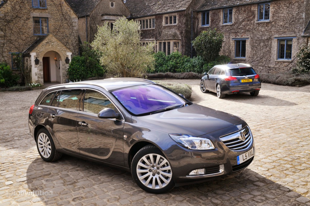 Vauxhall Insignia Sports Tourer photo 20