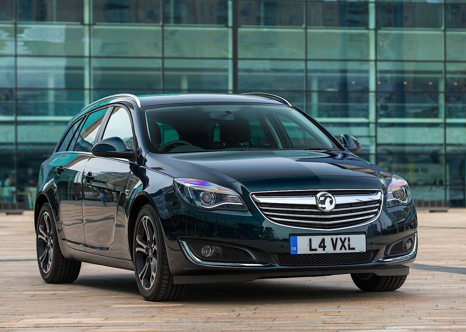Vauxhall Insignia Sports Tourer photo 6