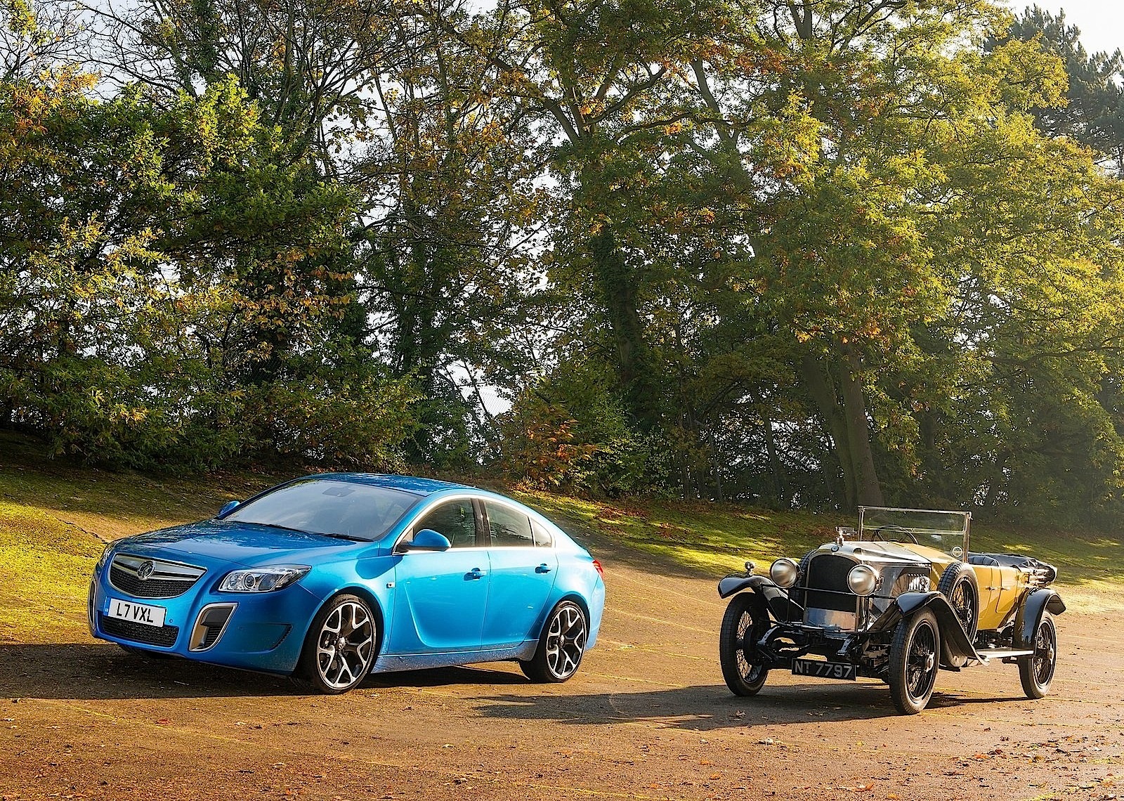 Vauxhall Insignia Vxr Sedan photo 3