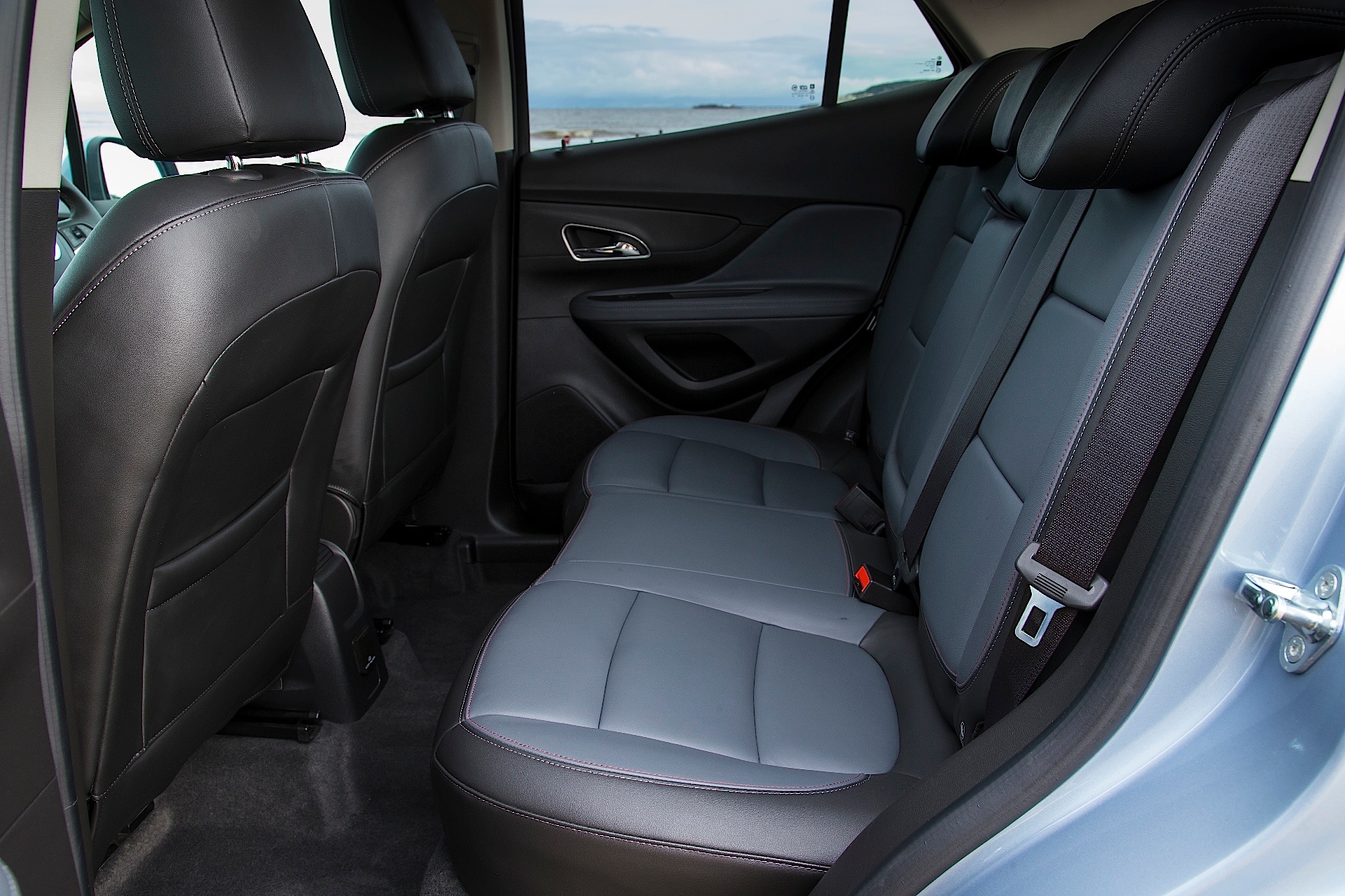 Vauxhall Mokka photo 52