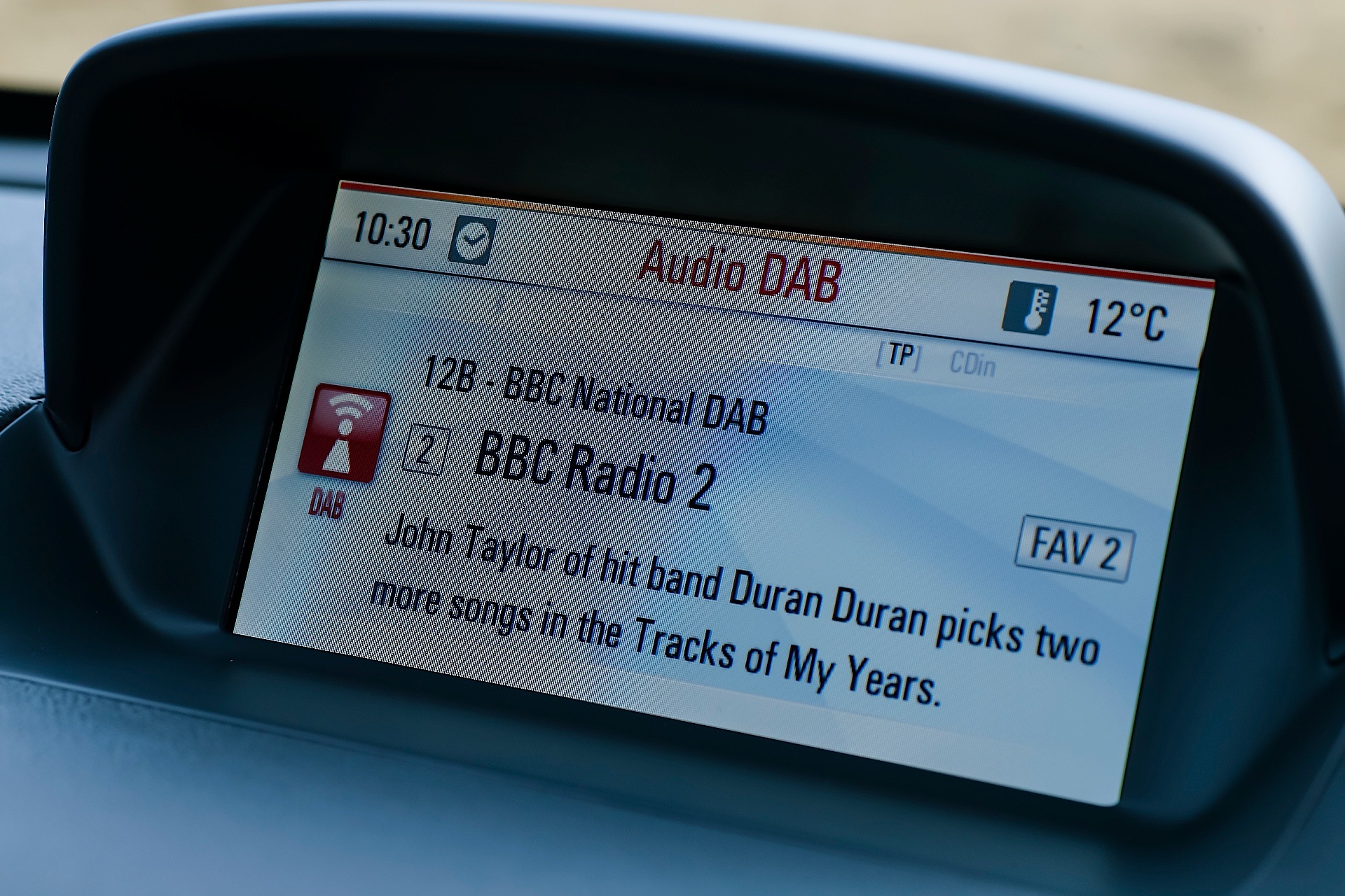 Vauxhall Mokka photo 8