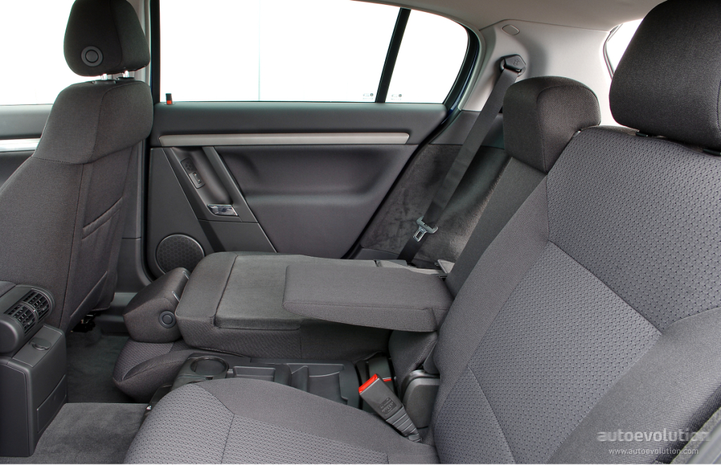 Vauxhall Signum photo 9